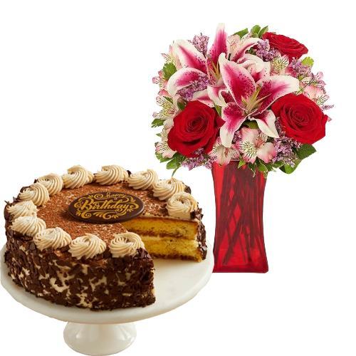 Tiramisu Cake with Mix Bouquet