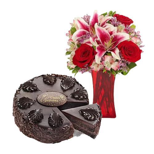 Chocolate Mousse Cake with Mix Bouquet